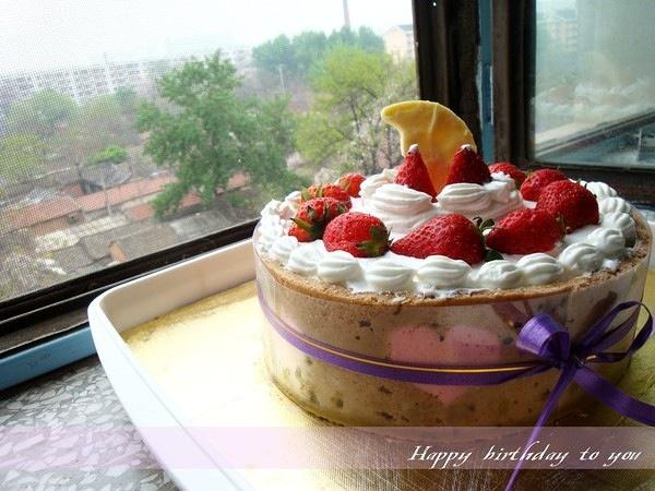 绸带戚风奶油蛋糕