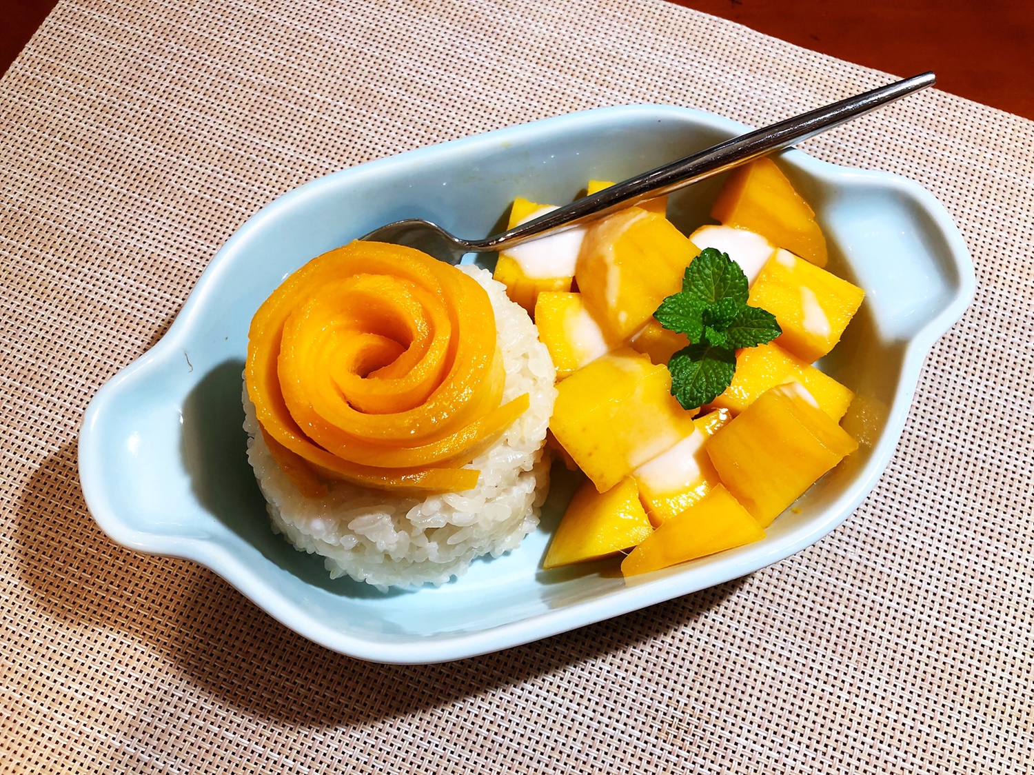 美貌与美味兼具的泰式芒果糯米饭的做法 步骤7