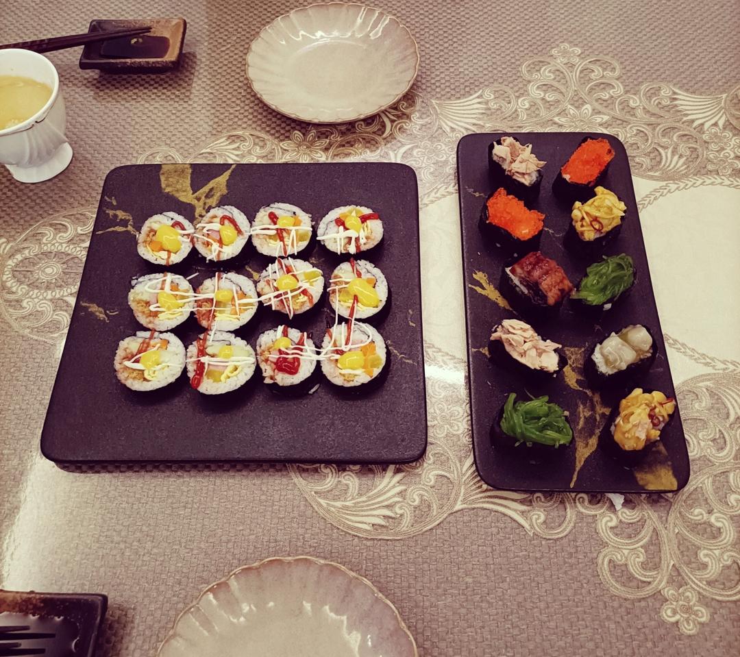 高颜值的紫菜包饭