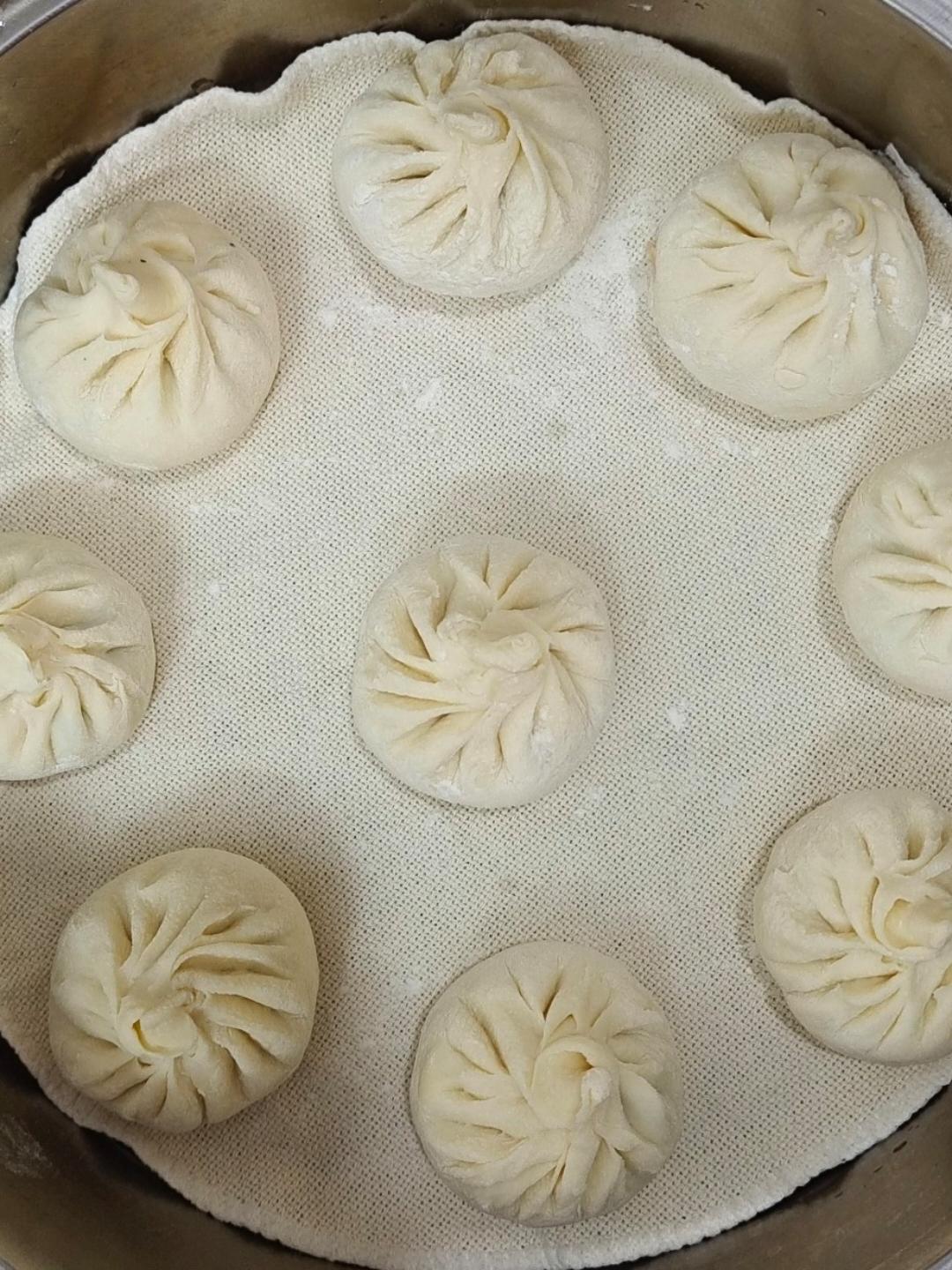 荠菜猪肉包子