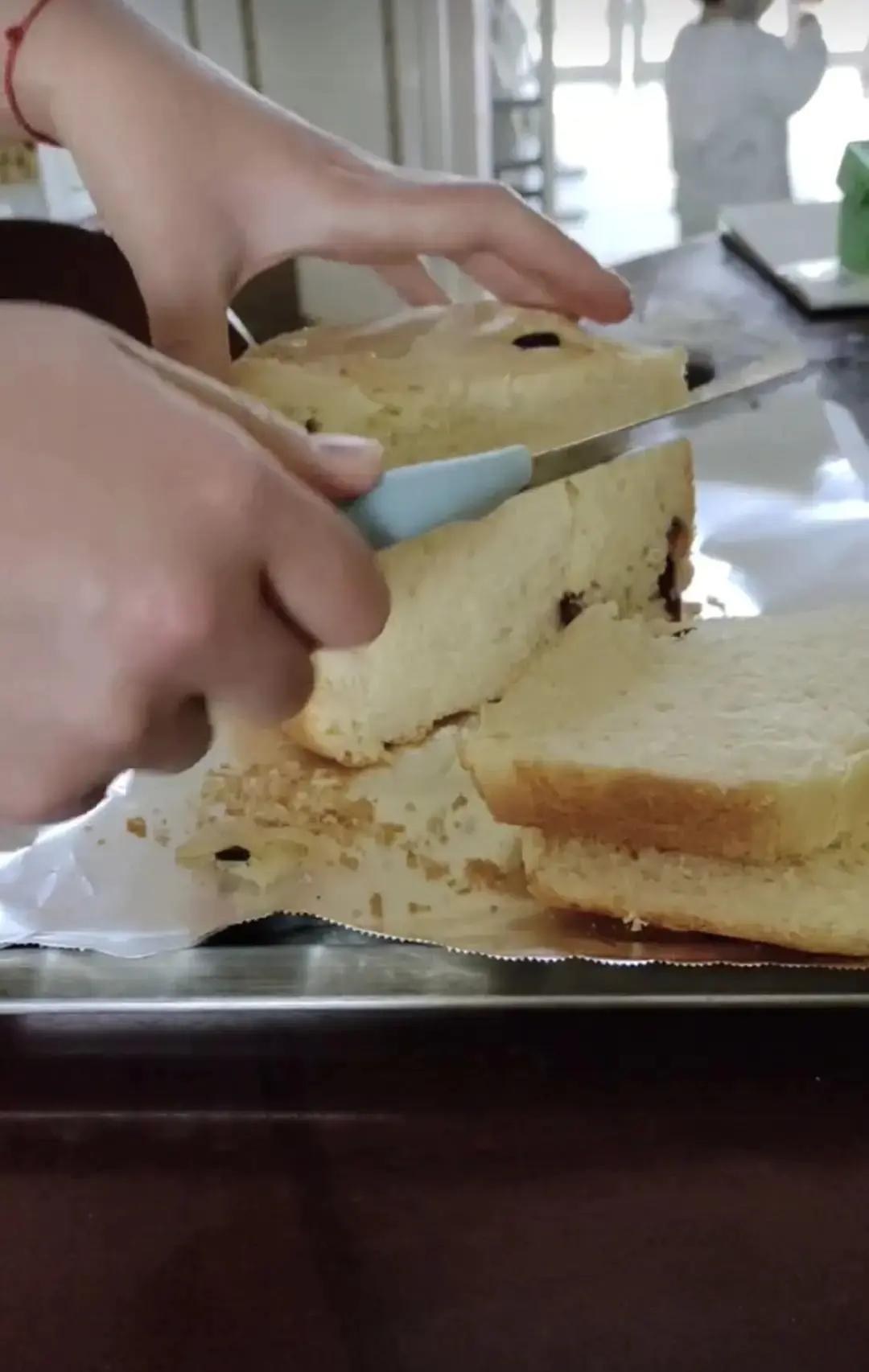 超级好吃的原味面包（面包机版）