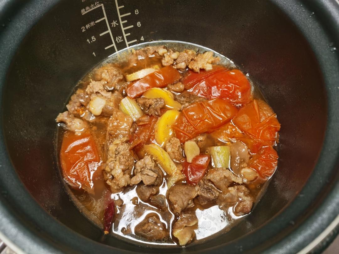 无水高压锅炖牛肉