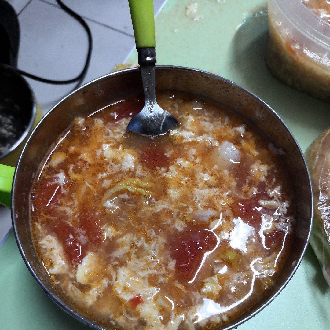 西红柿鸡蛋疙瘩汤
