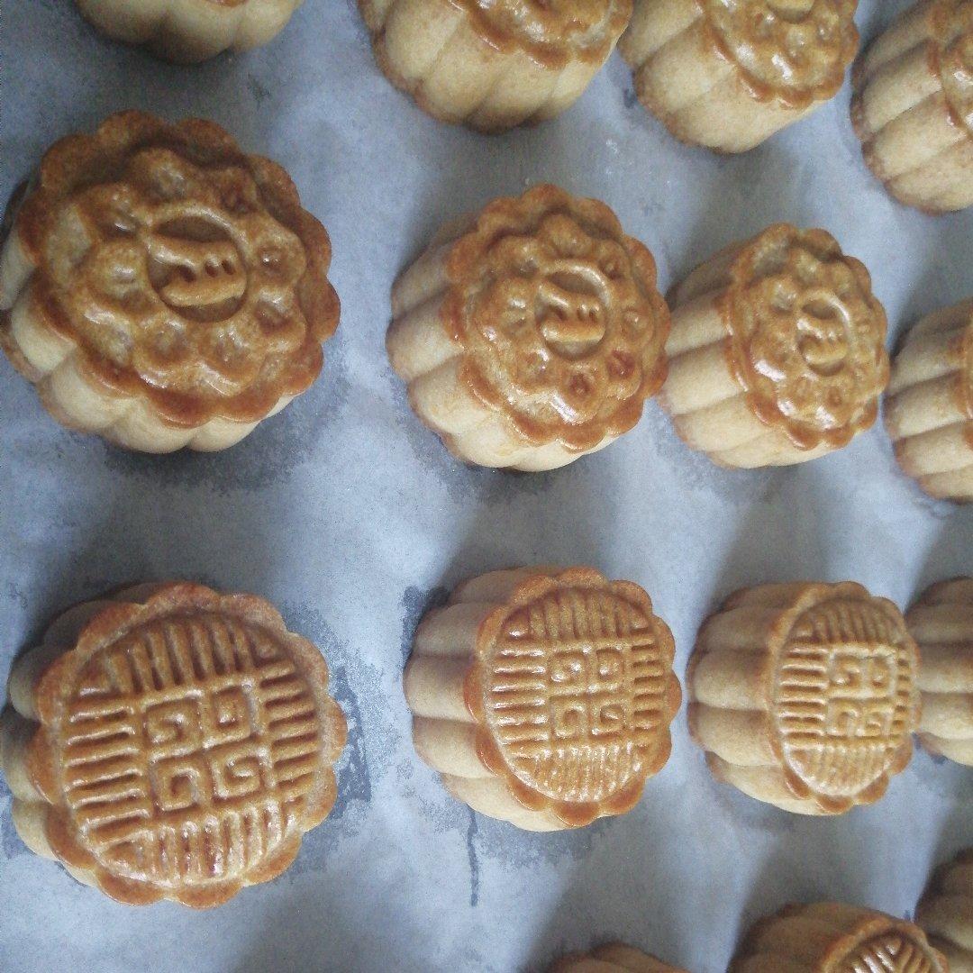 金沙奶黄月饼
