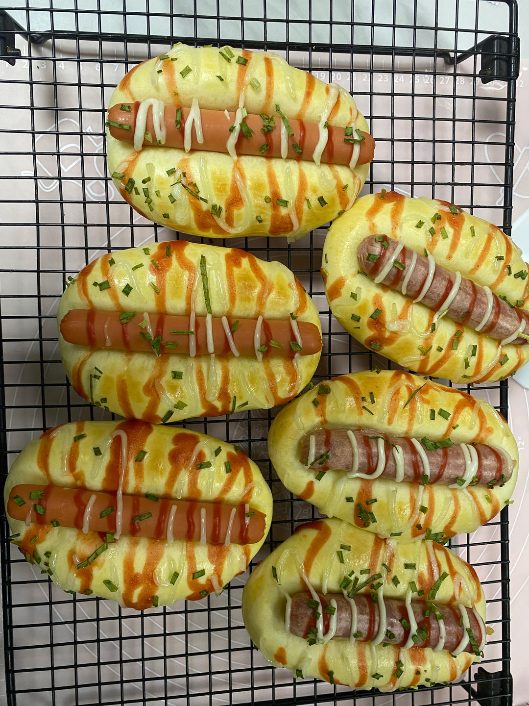 配方拿去，可以传家开店的肠仔包，超松软好吃