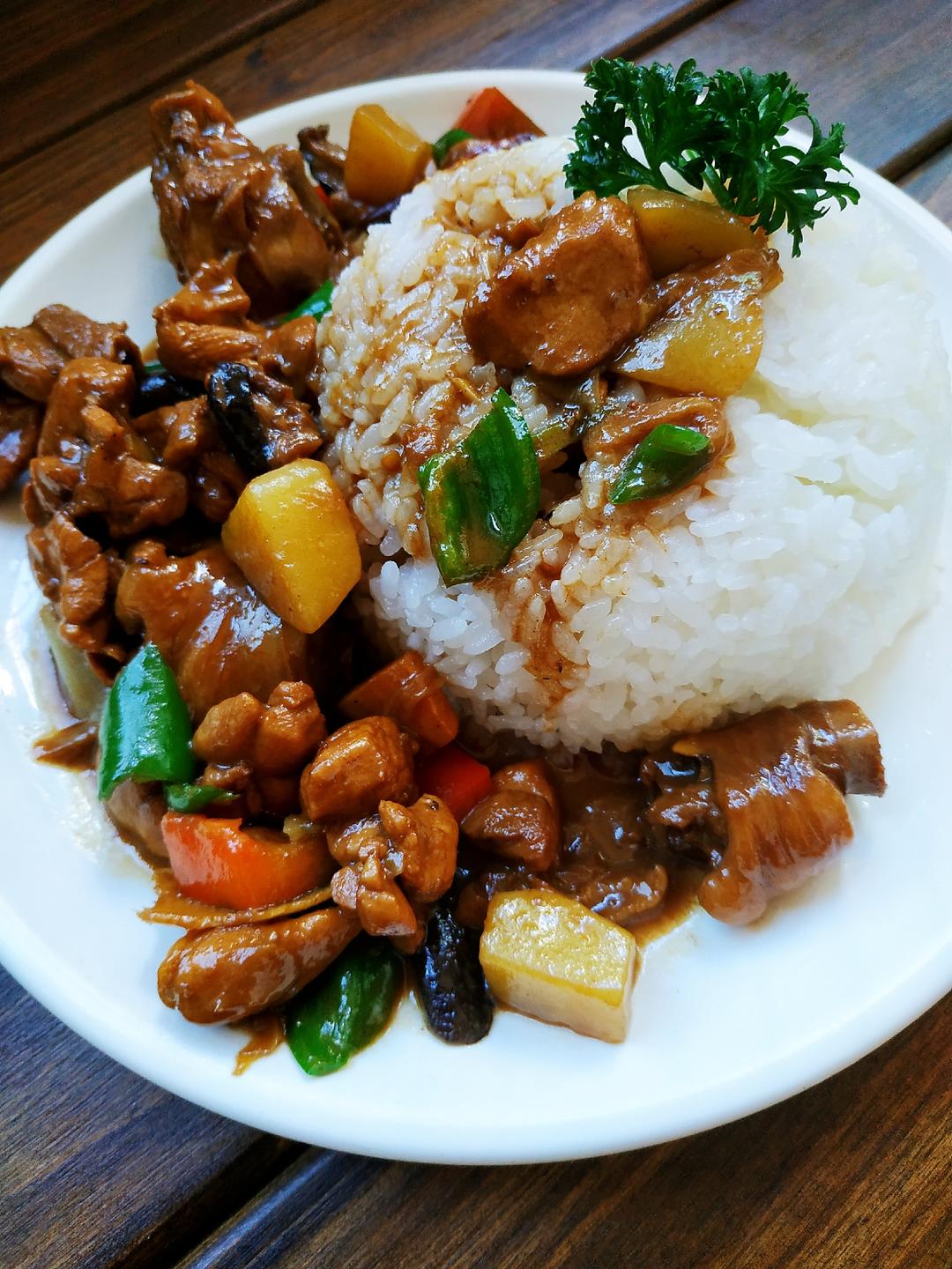 网红黄焖鸡米饭的做法