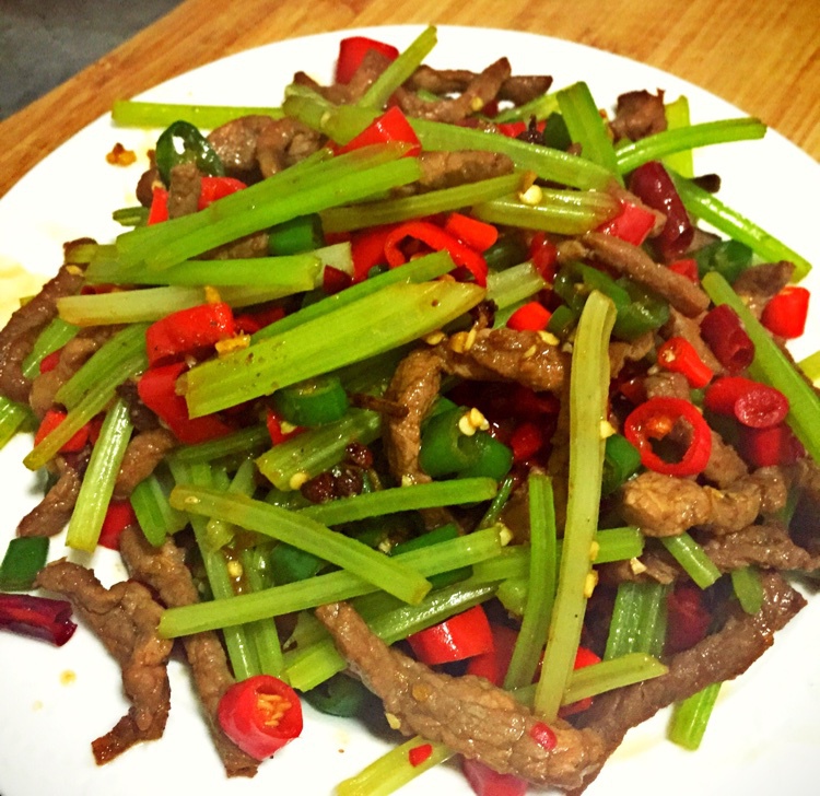 小炒牛肉