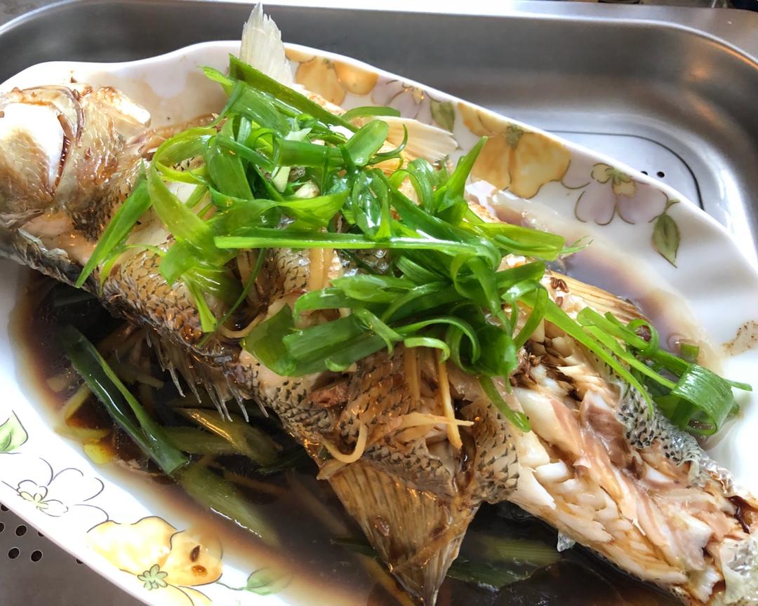 清蒸鲈鱼