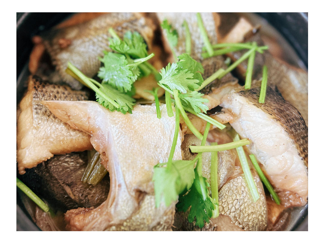 鲜嫩豆腐鲈鱼煲