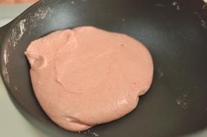 简易版草莓牛扎糖的做法 步骤4