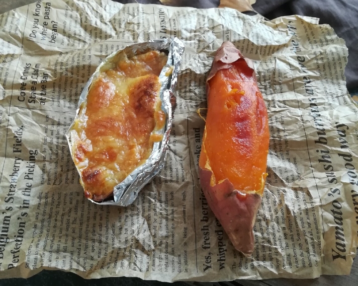 芝士焗红薯+普通烤红薯的做法
