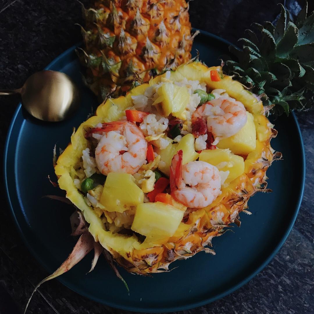 虾仁菠萝炒饭