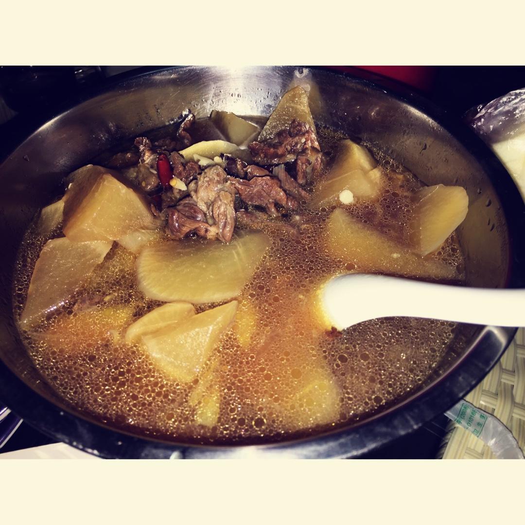 萝卜炖牛腩