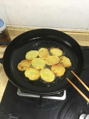 干锅土豆片的做法 步骤3