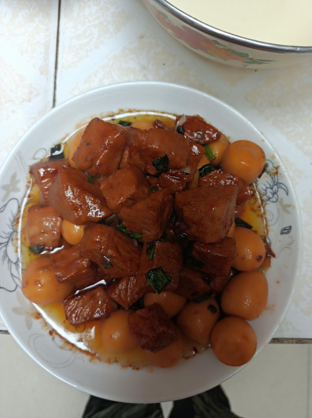红烧肉(肥而不腻)