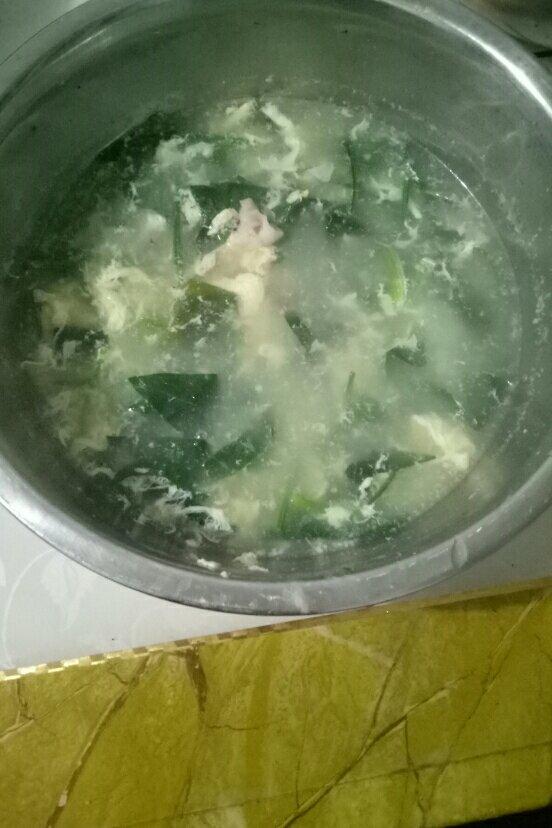肉片蛋花菠菜汤