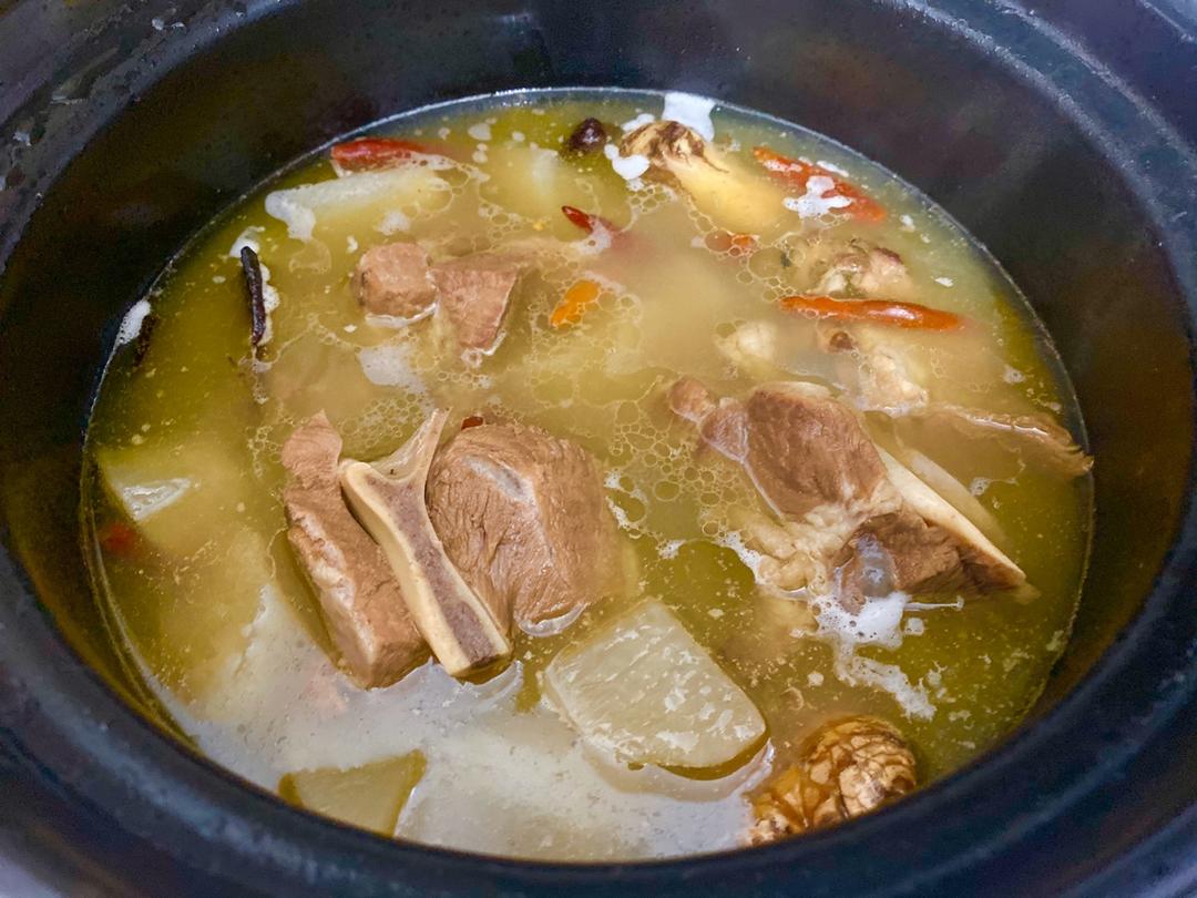 冬季进补首选——当归萝卜羊肉汤