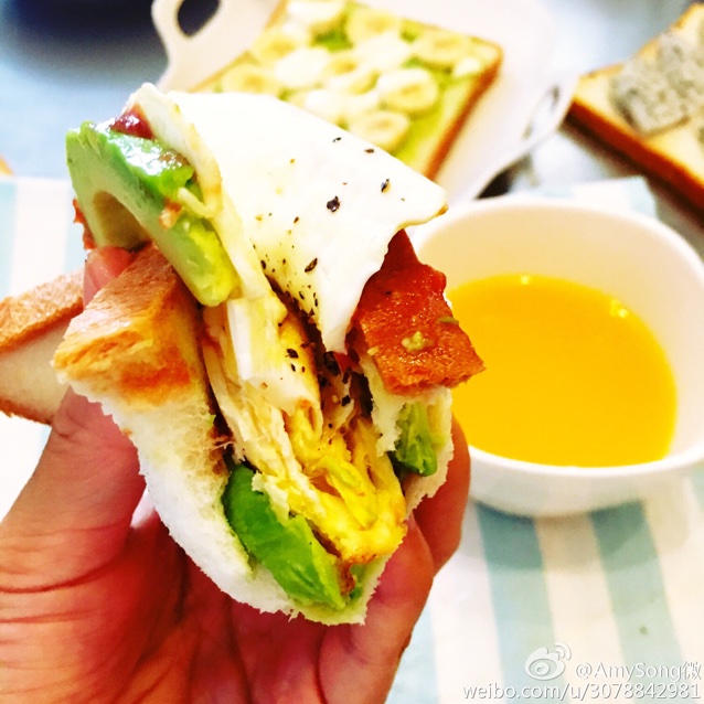 吐司“和春天有个约会”