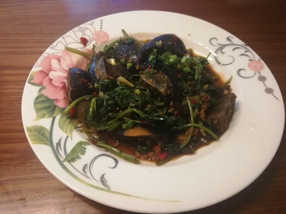 香菜皮蛋