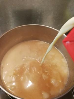 日式豆浆味噌汤照烧鸡腿拉面的做法 步骤6
