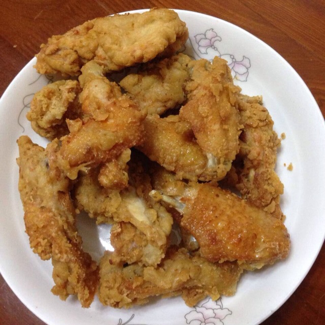 香脆辣味炸鸡翅