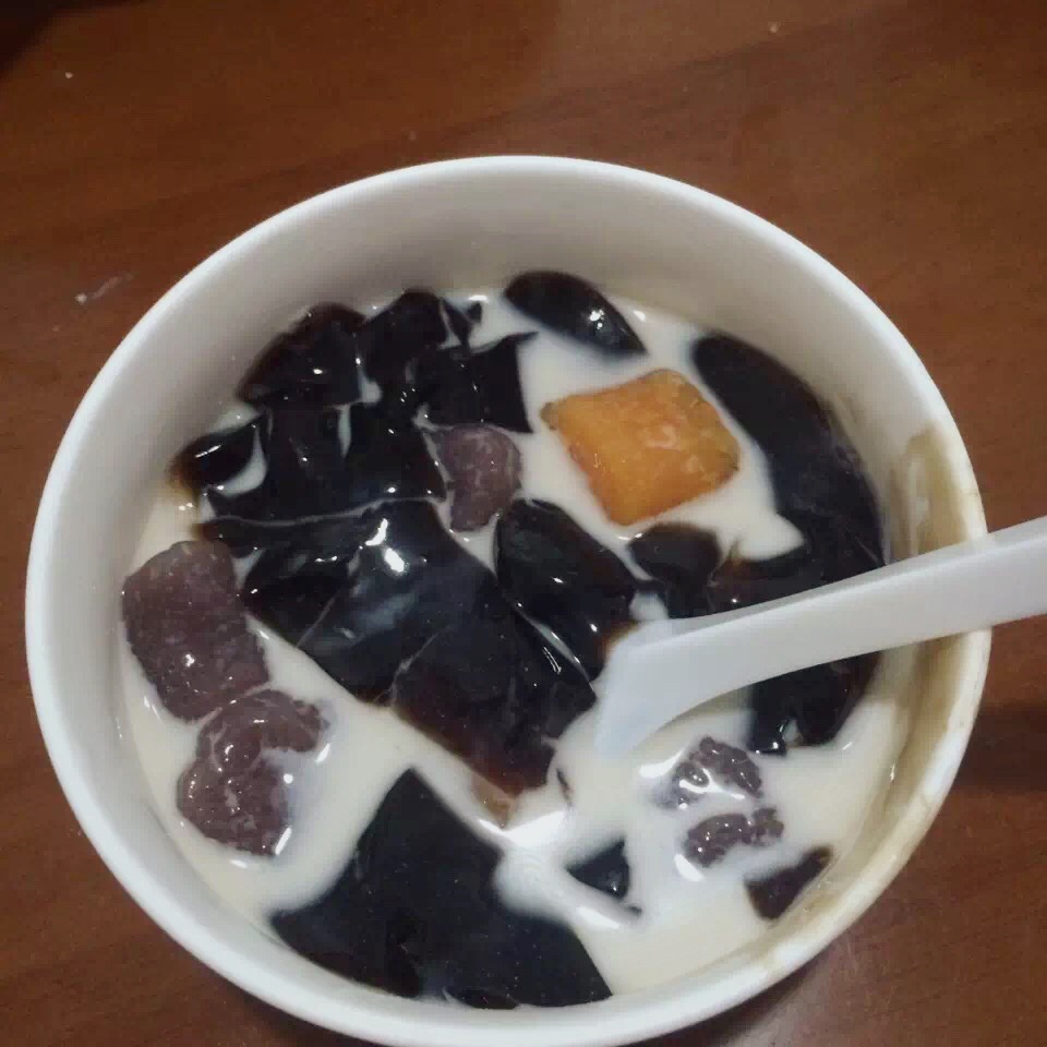 芋圆烧仙草