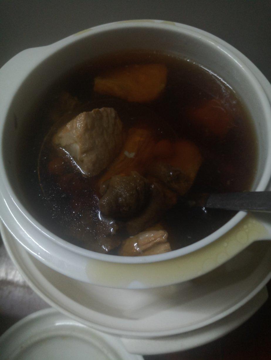 玛卡炖瘦肉汤