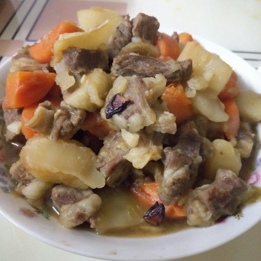 土豆烧牛肉