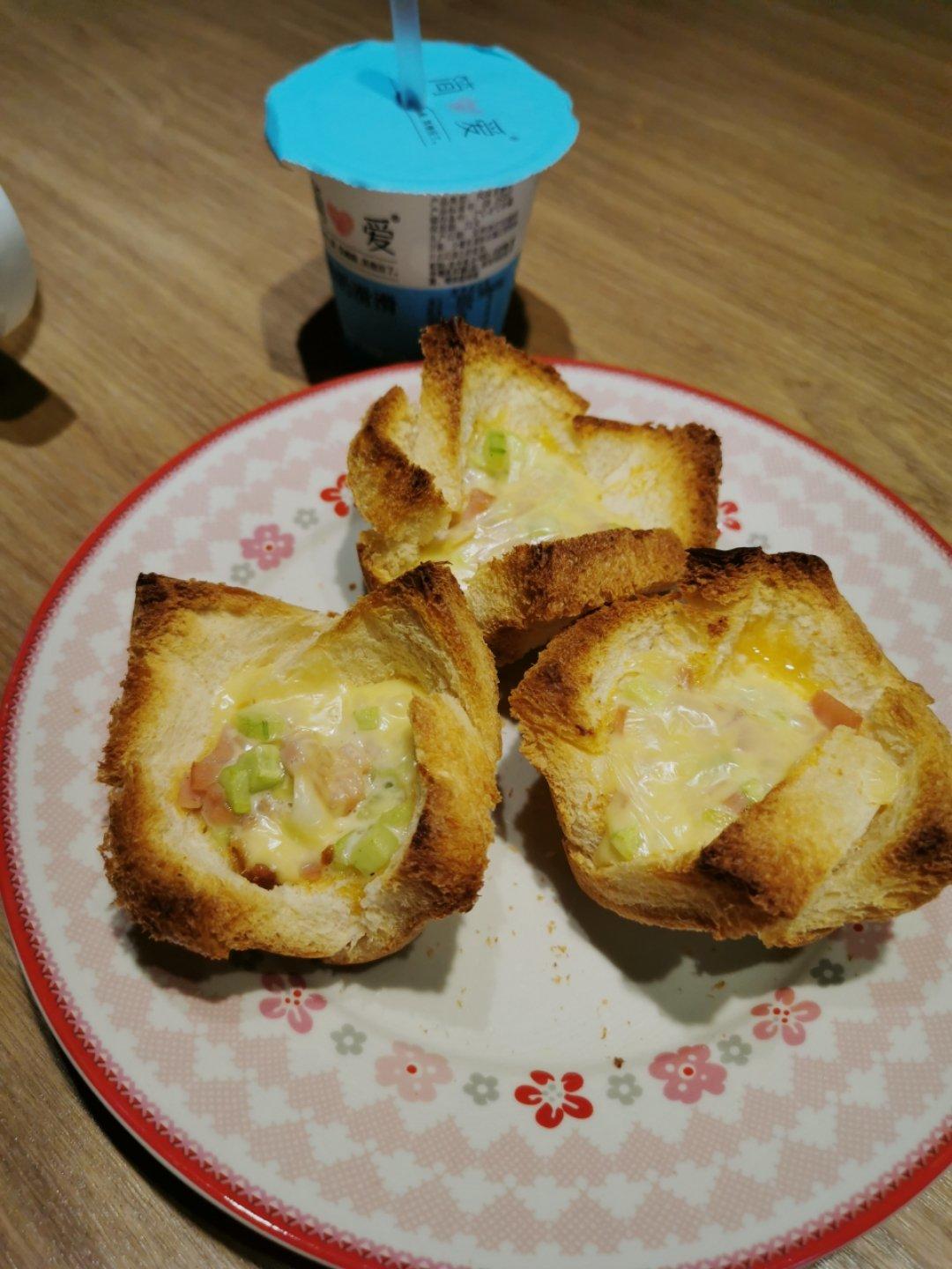好吃又好看❗️芝士鸡蛋吐司碗