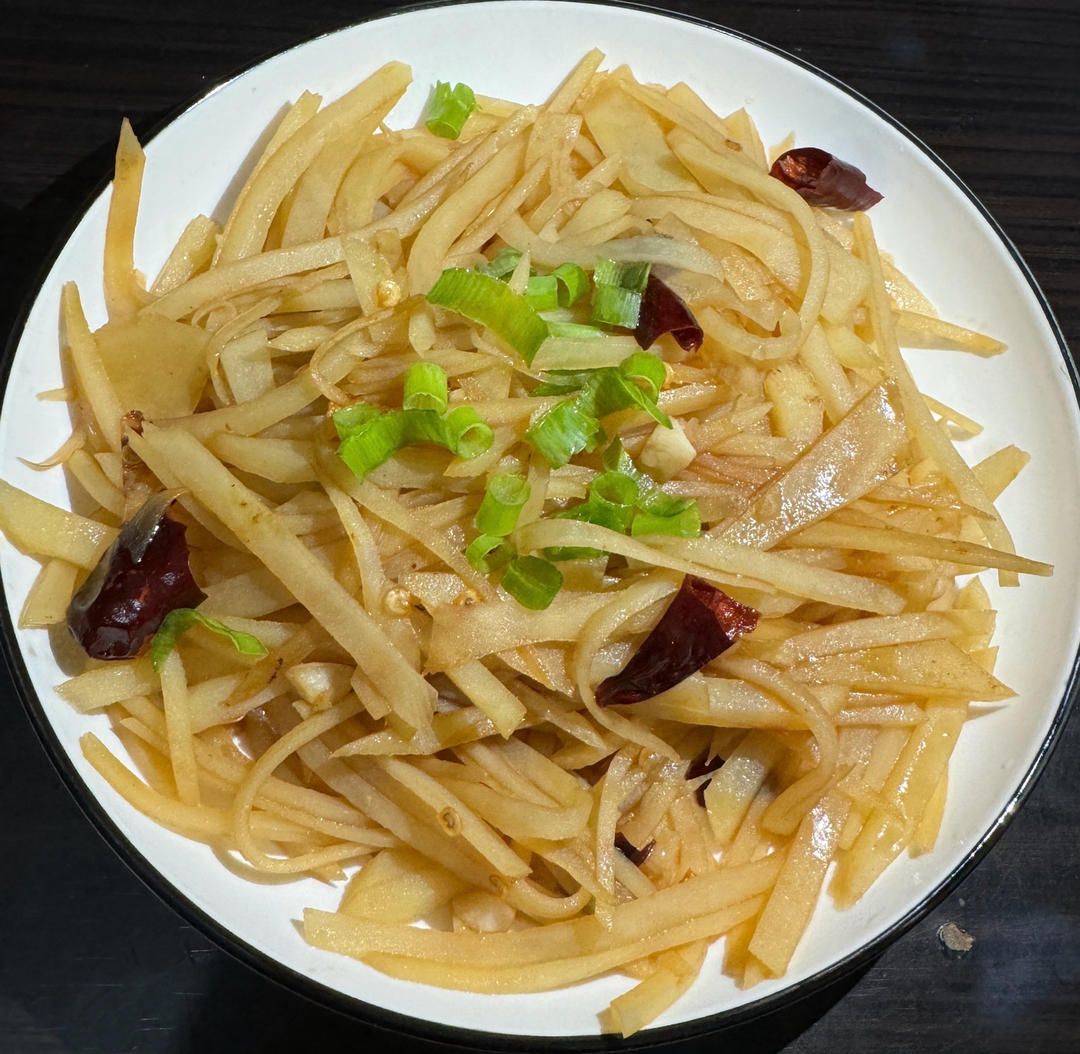 酸辣土豆丝的家常做法 超级下饭