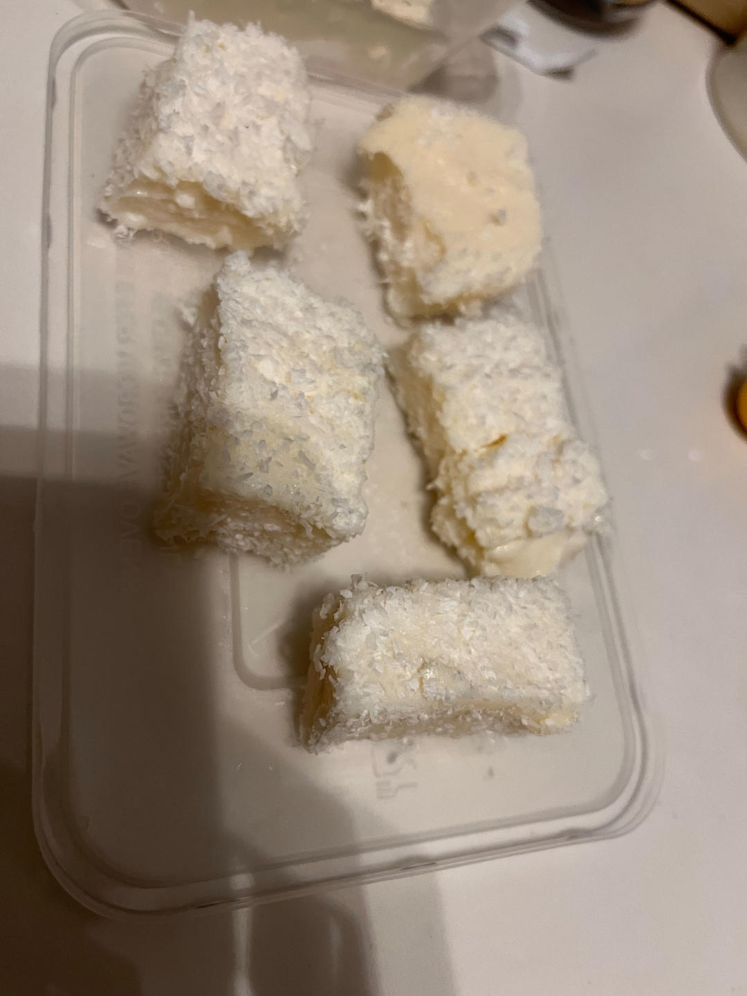 完胜85‘C的牛奶椰蓉小方