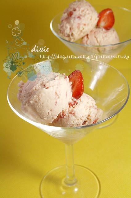 草莓芝士冰淇淋的做法