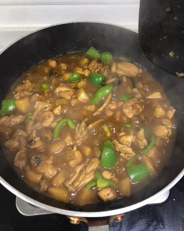 黄焖鸡米饭（剔骨鸡腿➕土豆）山寨版