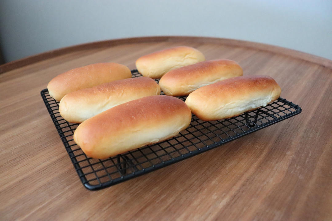 红豆小奶棒面包