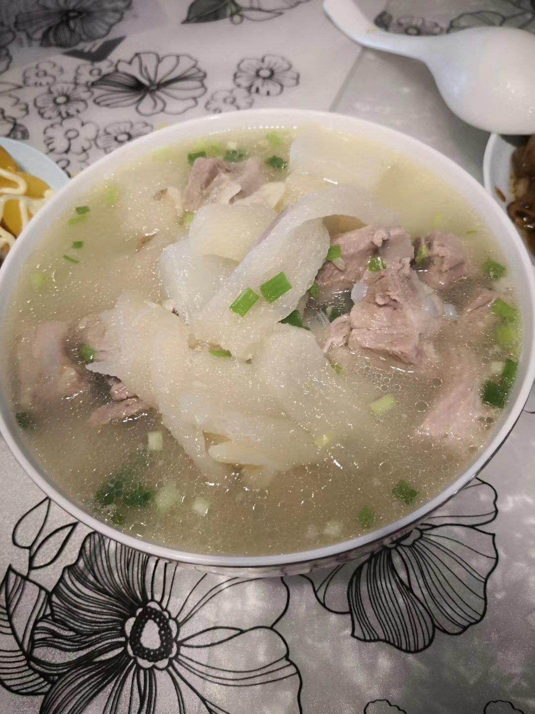 竹荪排骨汤