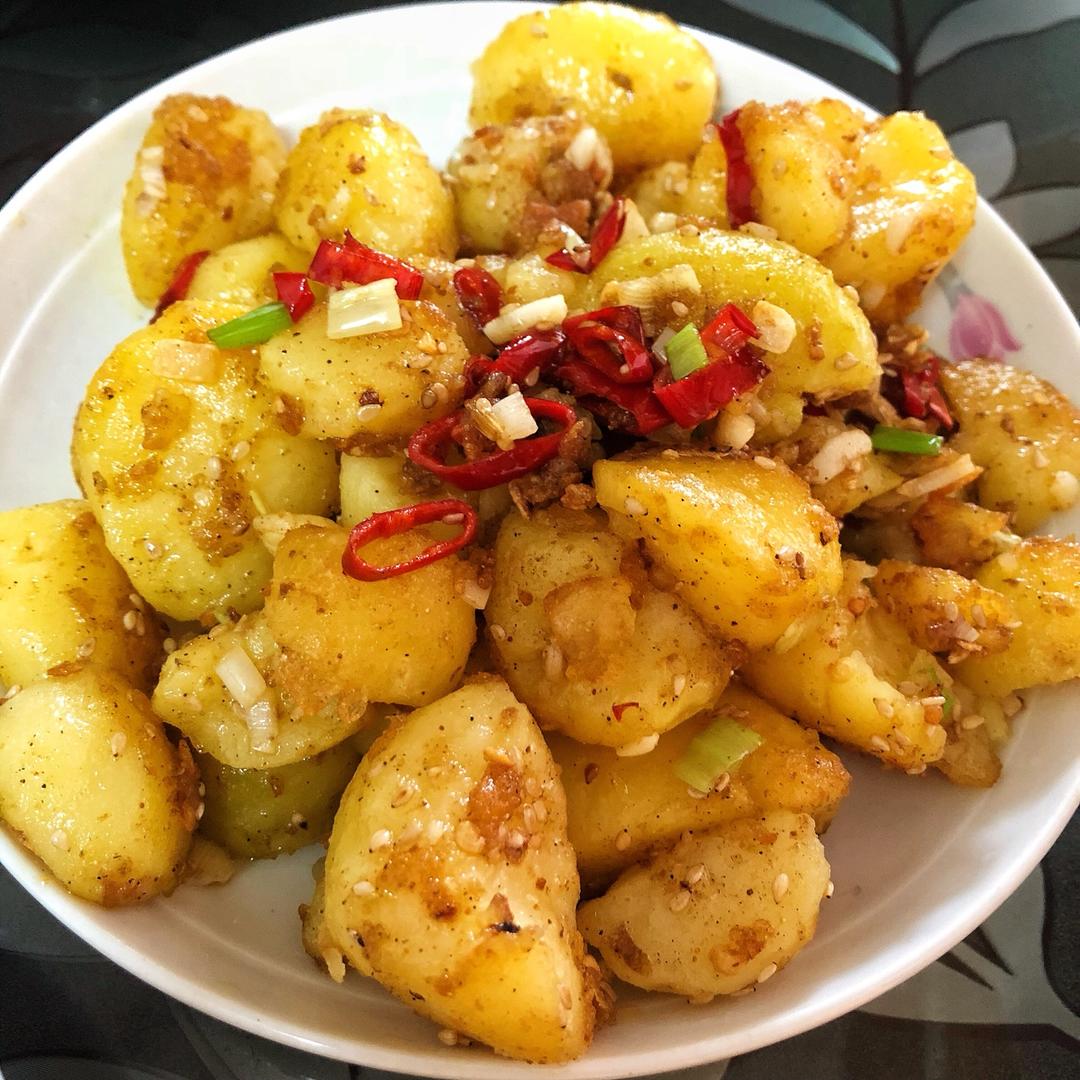 堂妈小厨——麻辣小土豆