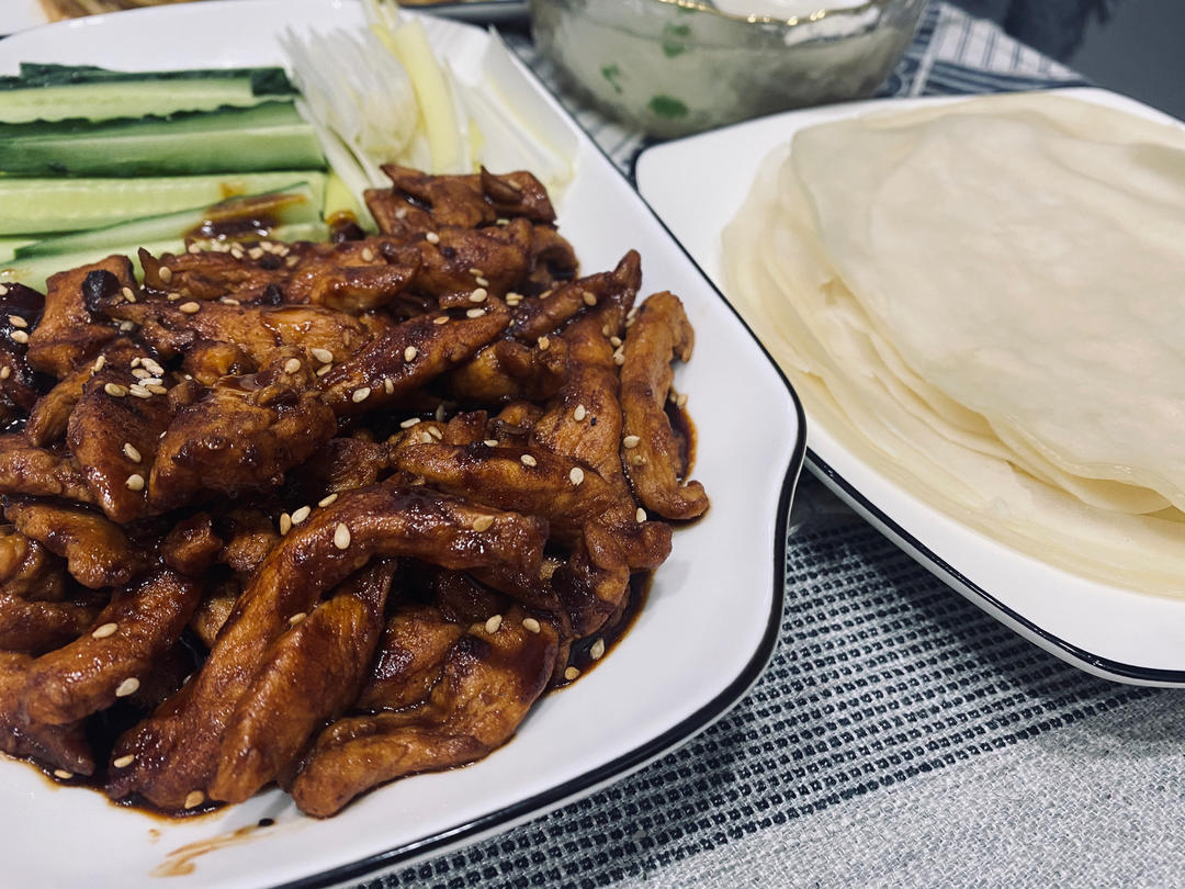 不需要甜面酱的京酱肉丝(饺子皮版)