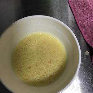 【全蛋版奶香葡式蛋挞】综合几个方子的最佳口味的做法 步骤3