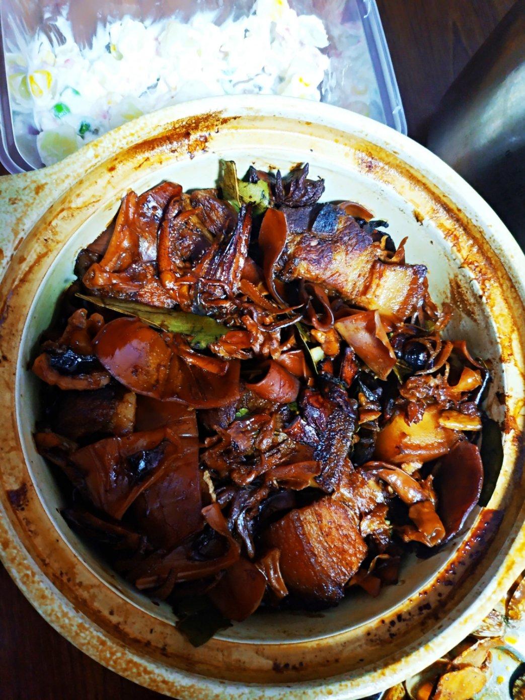 鱿鱼红烧肉