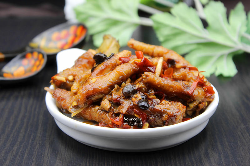 鸡年就要吃，抓钱凤爪