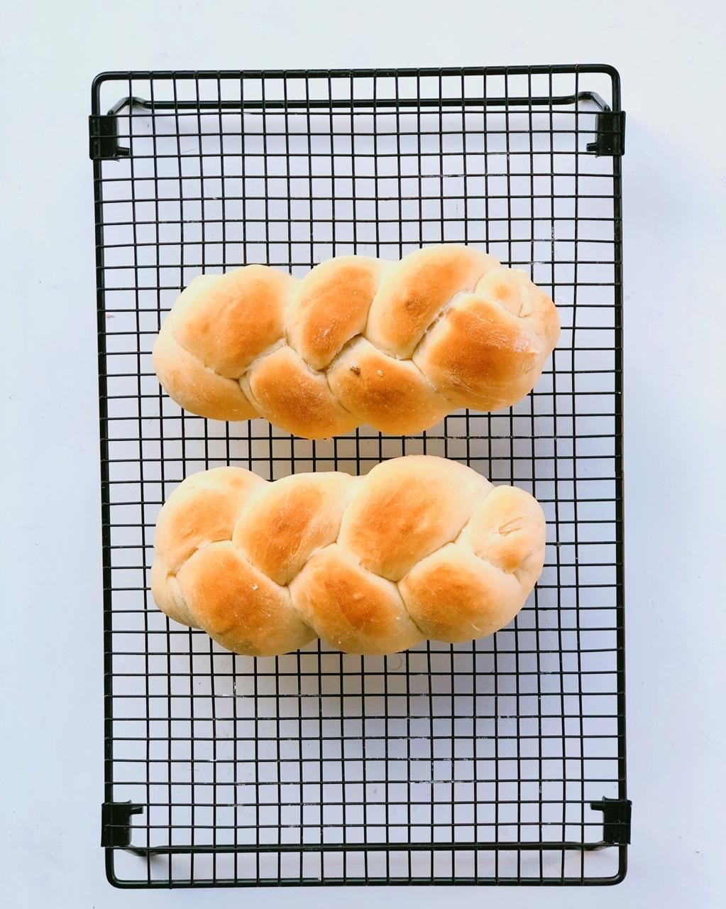 蔓越莓辫子面包