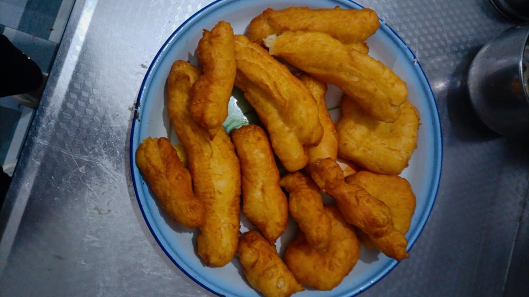 自制酵母版油条