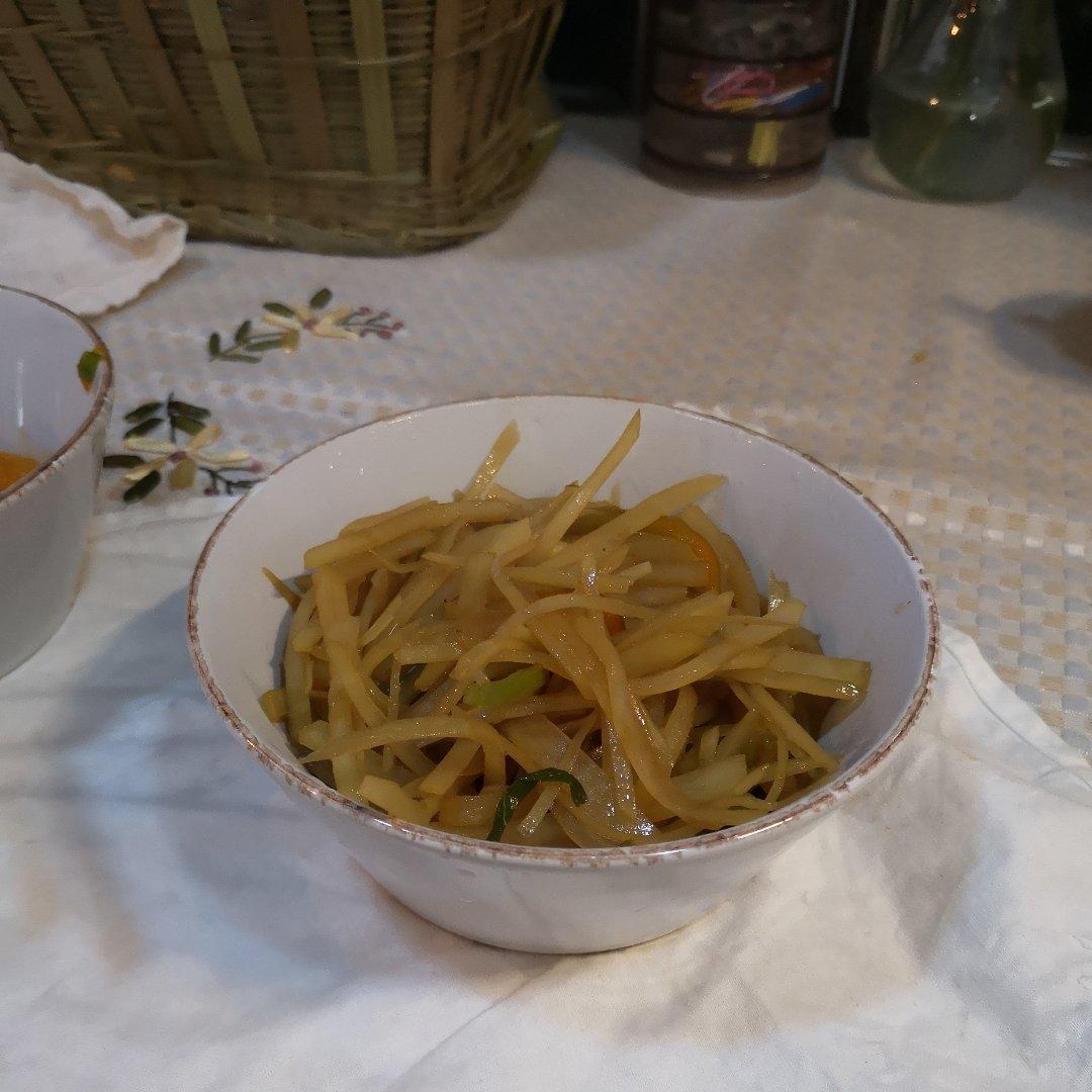 在家也能做出馆子味儿的醋溜/炝炒/酸辣土豆丝（就是那道看似简单，实则步步玄机的土豆丝）