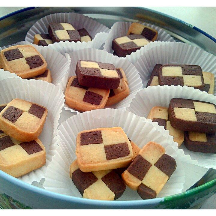 双色小棋格饼干
