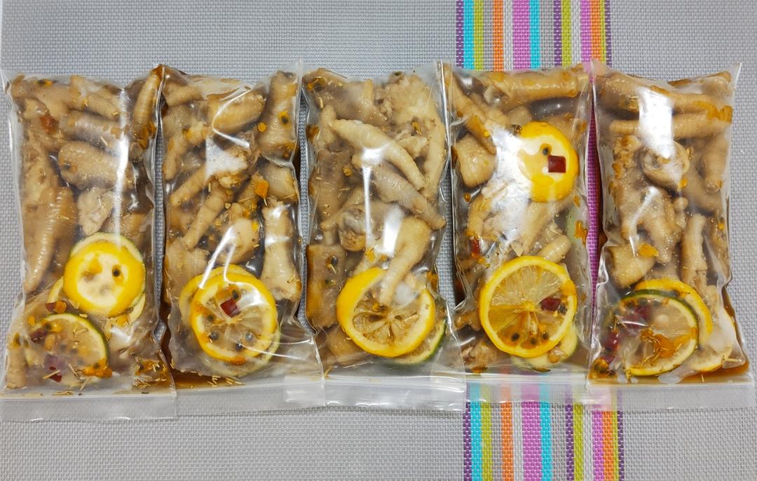🍋酸酸辣辣柠檬泡椒凤爪