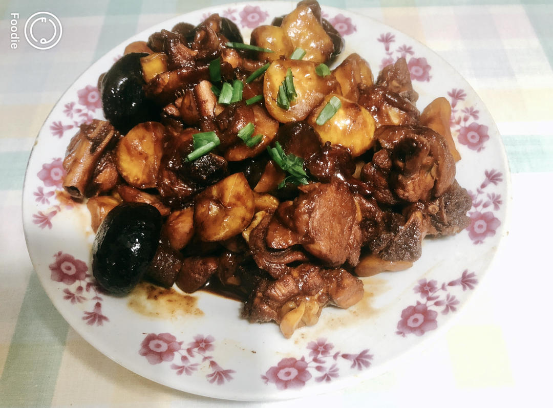 【栗子烧鸡】鸡肉都给你吃，栗子归我~