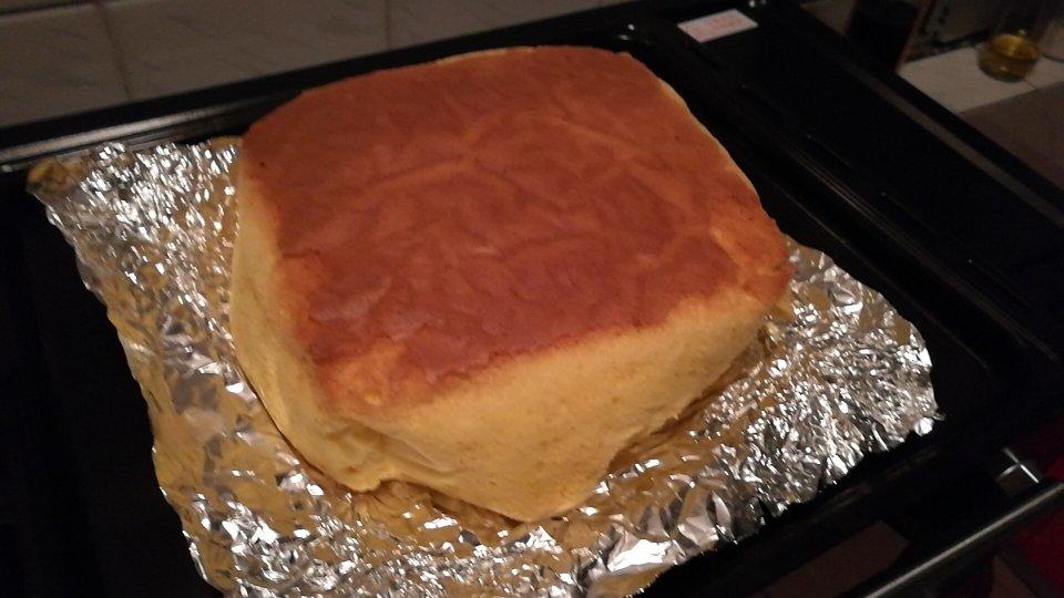 烤箱做蛋糕（戚风蛋糕的做法）