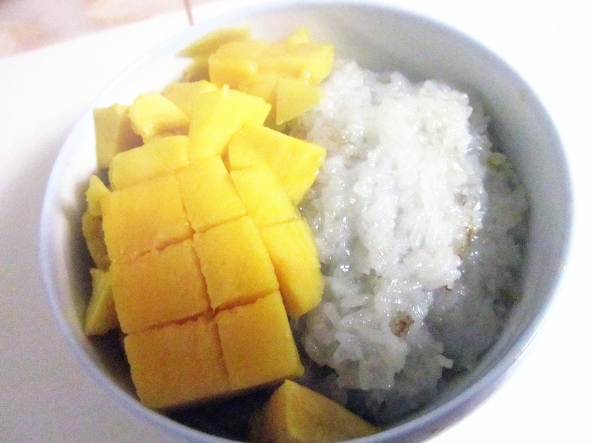 椰浆芒果糯米饭