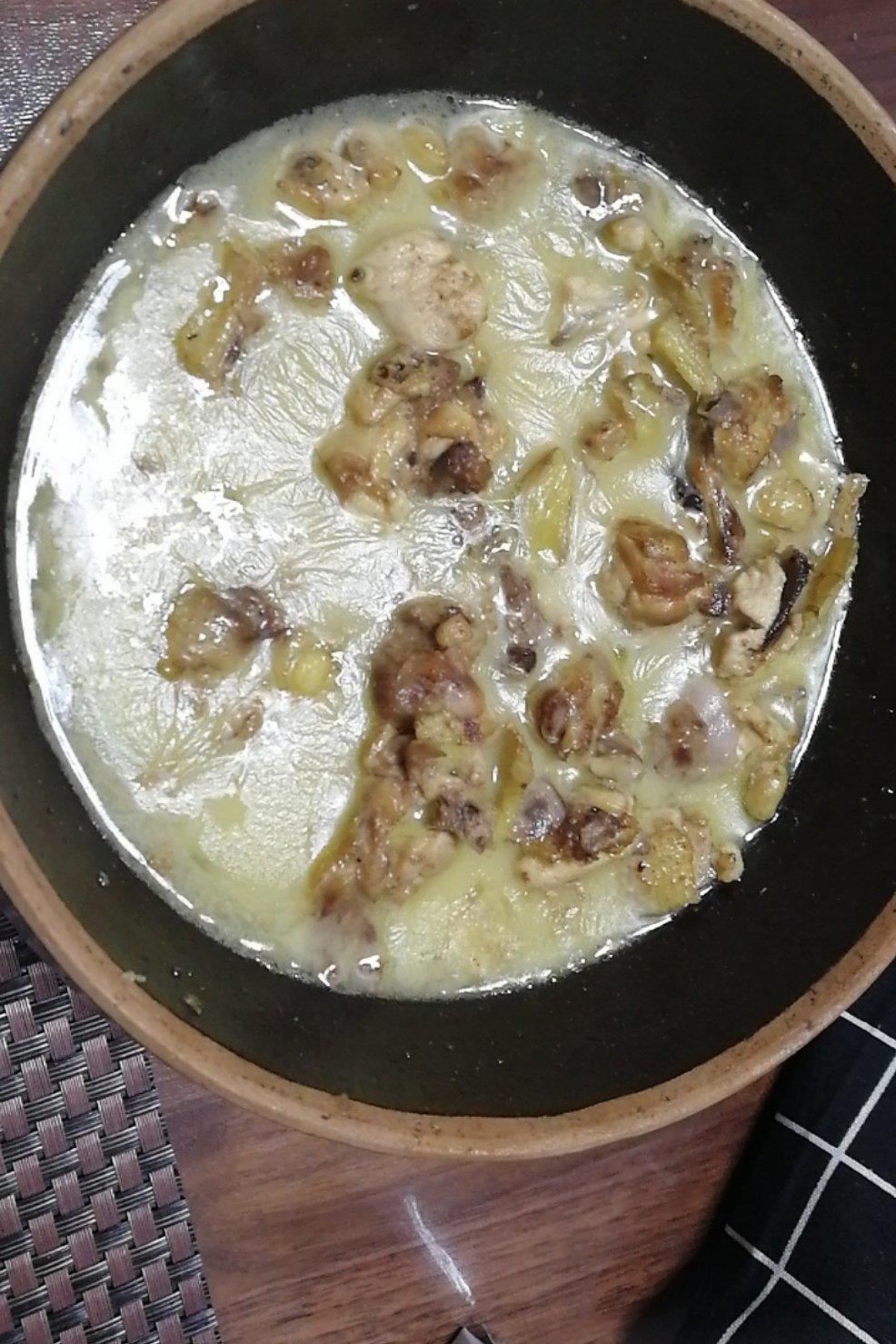 姜酒鸡汤《月婆姜》