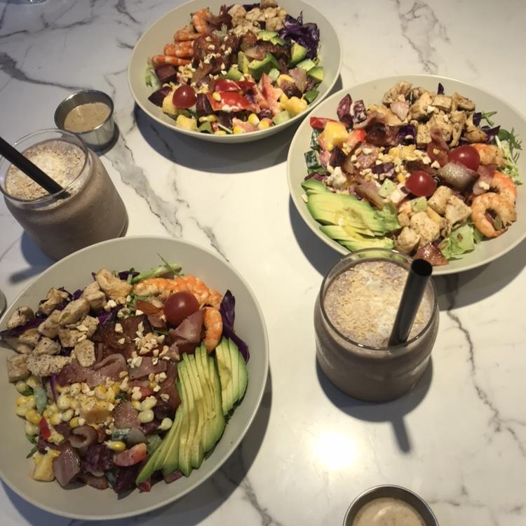 牛油果鸡肉沙拉